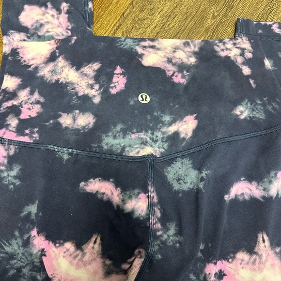 Lululemon high rise Align leggings size 6 - Picture 2 of 3